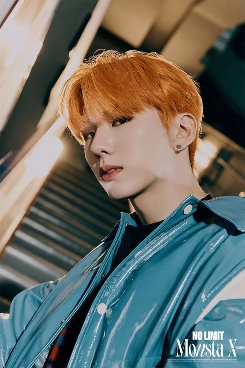 이 이미지는 대체 속성이 비어있습니다. 그 파일 이름은 몬스타엑스-기현2.webp입니다