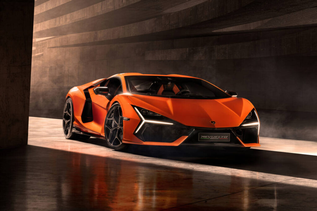 2023 람보르기니 레부엘토 (Lamborghini Revuelto)